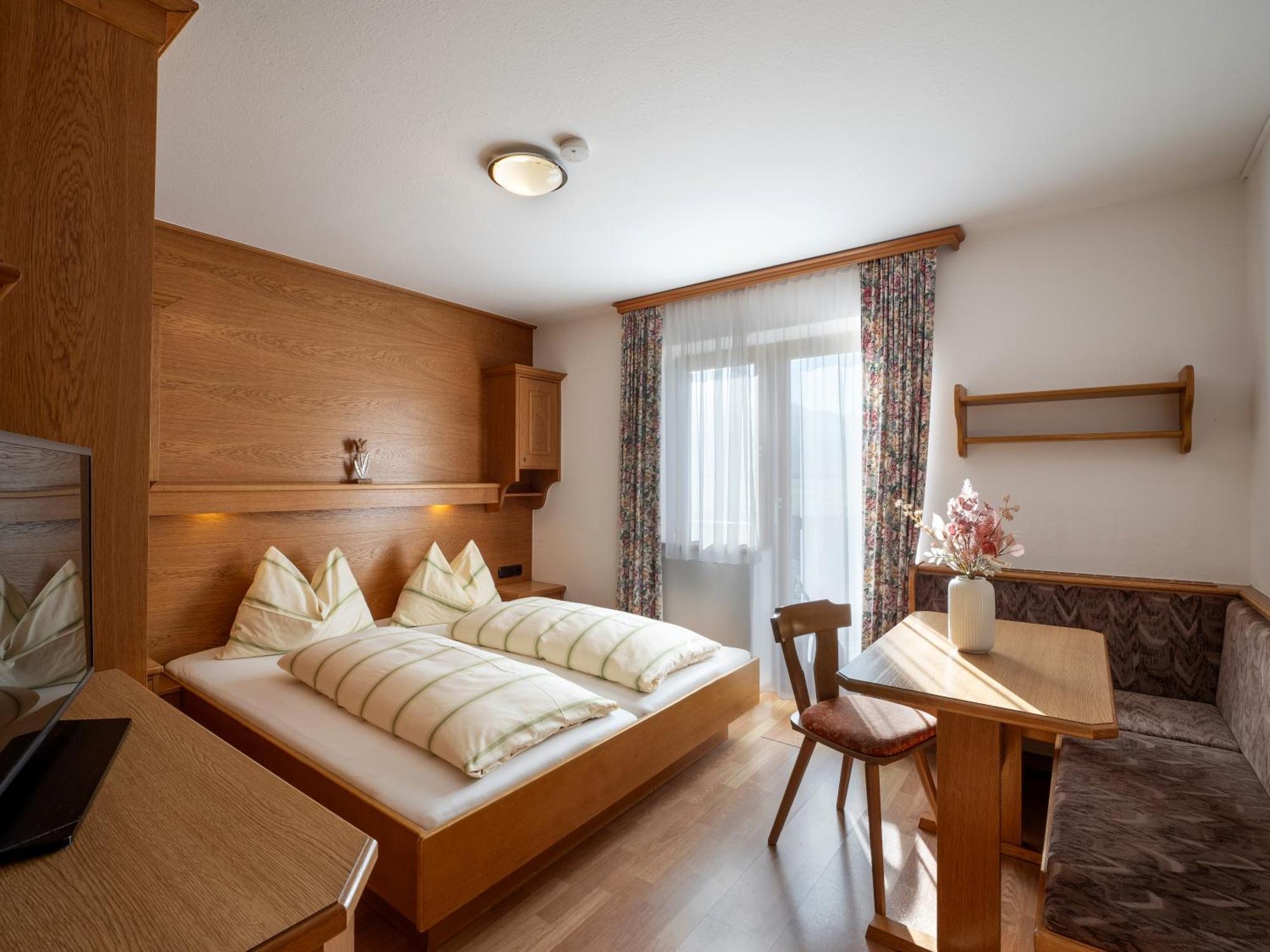 Apartment-Pension Schmiedererhof Sankt Johann in Tirol Ngoại thất bức ảnh