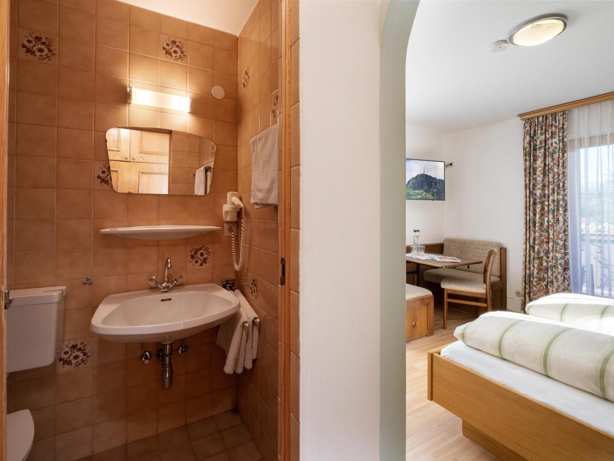 Apartment-Pension Schmiedererhof Sankt Johann in Tirol Ngoại thất bức ảnh